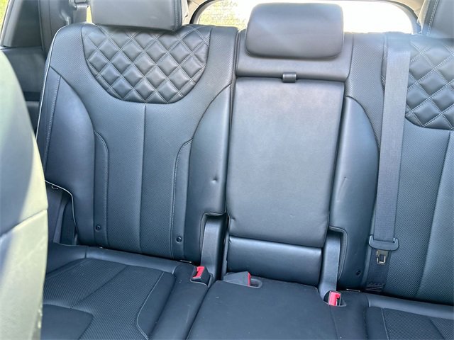 Used 2021 Hyundai Santa Fe SEL Premium w/ Cargo Package image 26