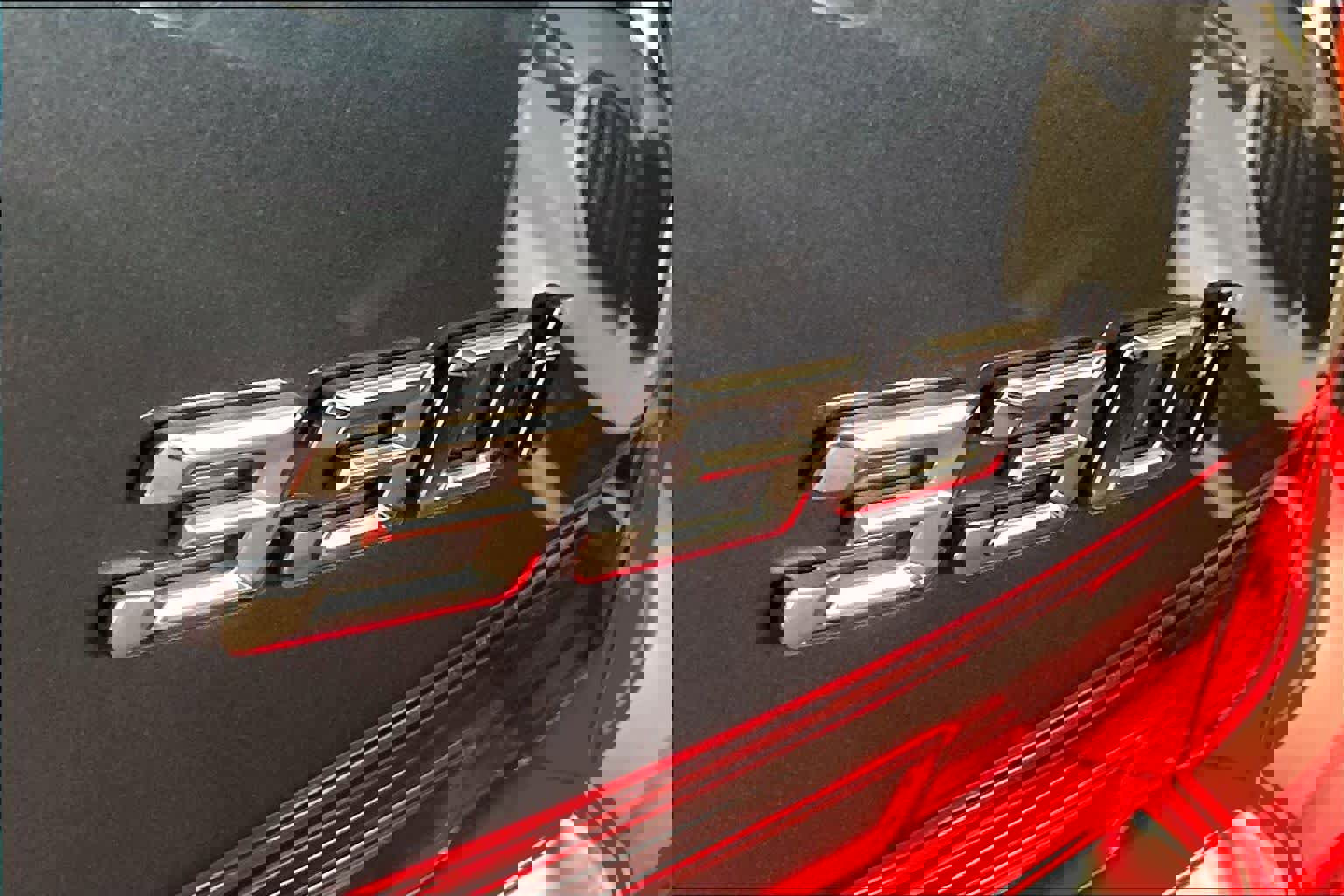 Certified 2025 BMW 330i Sedan image 9