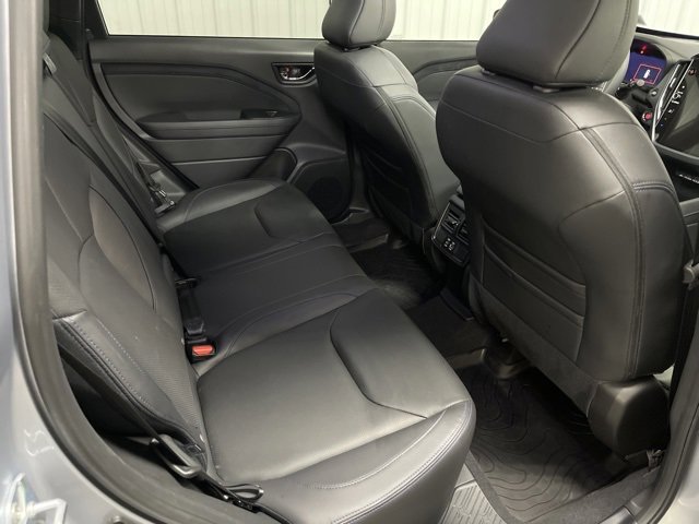 Certified 2025 Subaru Forester Limited image 24