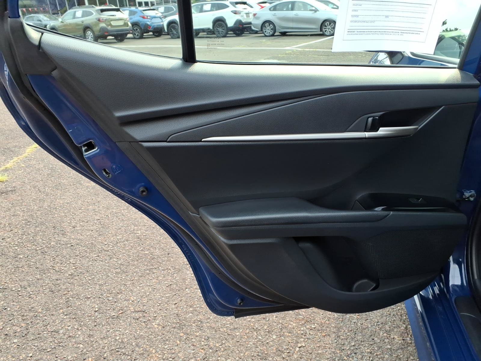 Used 2025 Toyota Camry SE FWD image 23