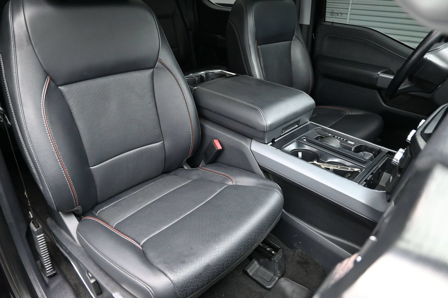 Used 2022 Ford F150 Lariat AWD/4WD image 42