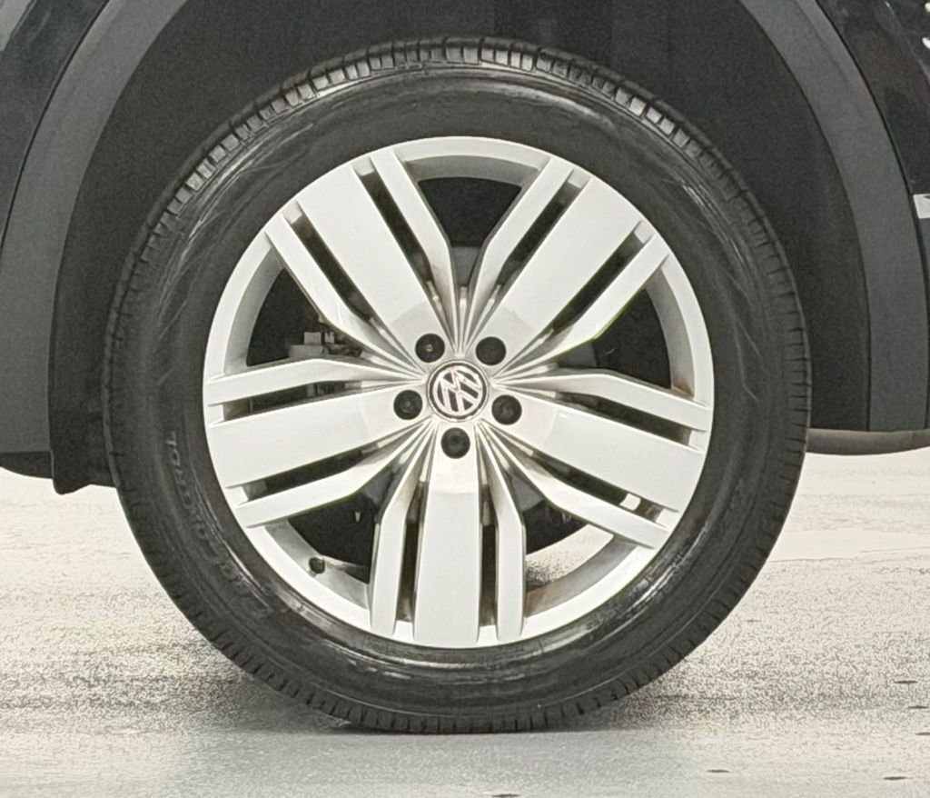 Used 2019 Volkswagen Atlas SEL Premium image 9