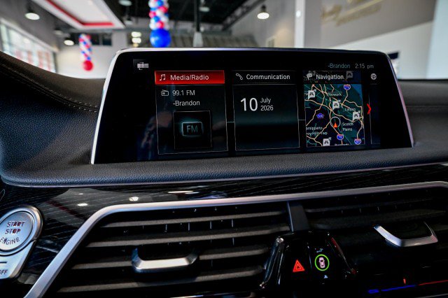Used 2019 BMW 750i xDrive w/ M Sport Package AWD/4WD image 36