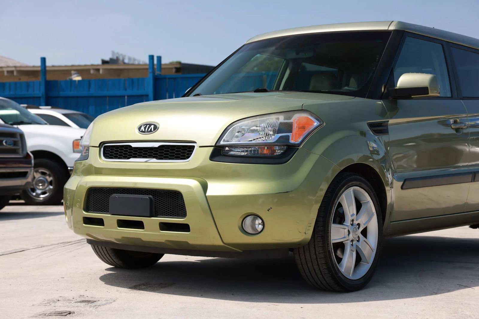Used 2011 Kia Soul ! FWD image 25