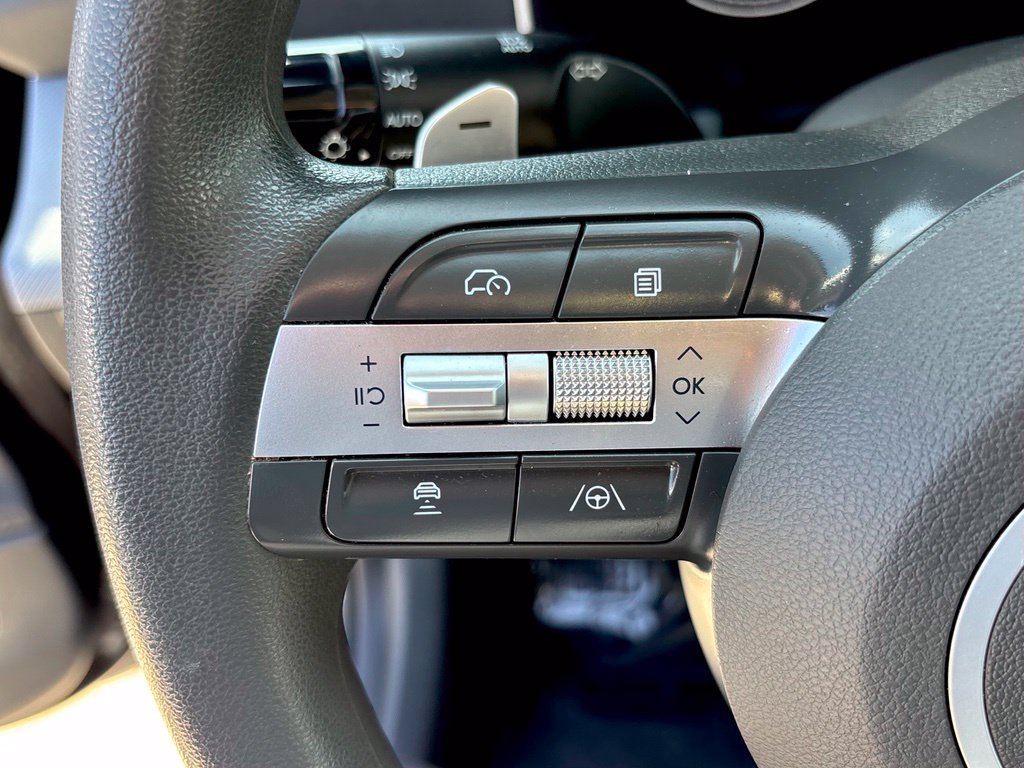 Used 2025 Hyundai Sonata SEL FWD image 17
