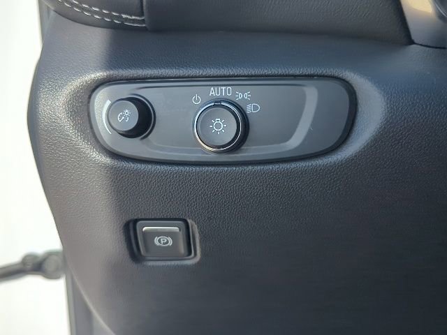 New 2025 Chevrolet Blazer LT w/ Convenience Package image 14