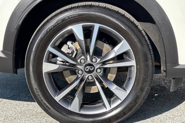 Certified 2023 INFINITI QX60 Luxe image 25