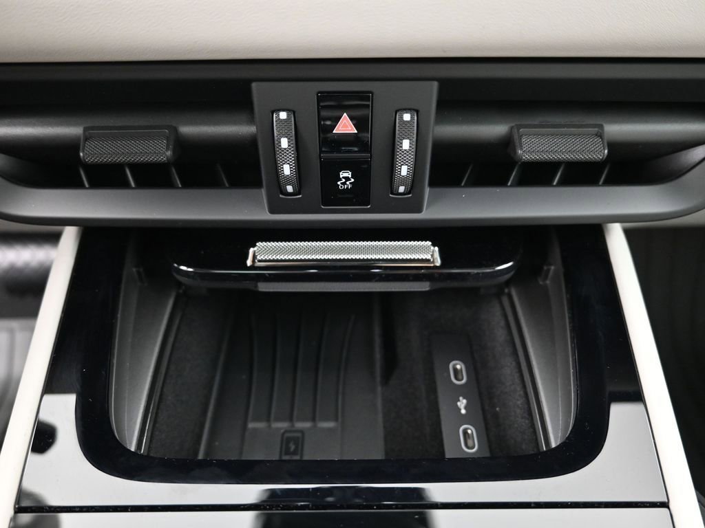 New 2026 Porsche Cayenne Coupe image 24