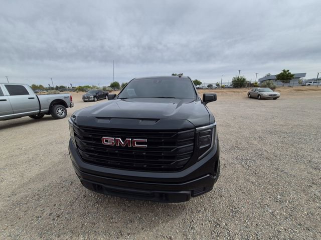 Used 2023 GMC Sierra 1500 Pro w/ Graphite Edition AWD/4WD image 2