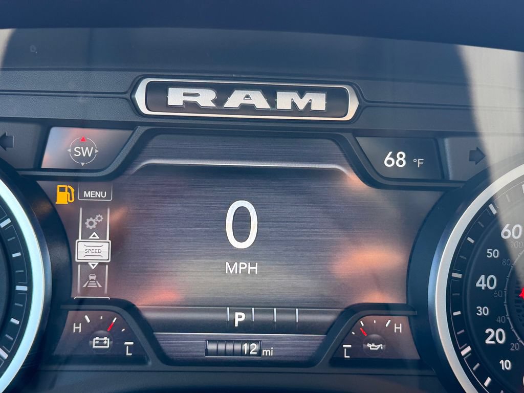 New 2026 RAM 1500 Warlock AWD/4WD image 16