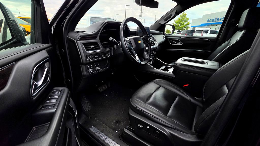 Used 2024 Chevrolet Tahoe LT AWD/4WD image 20