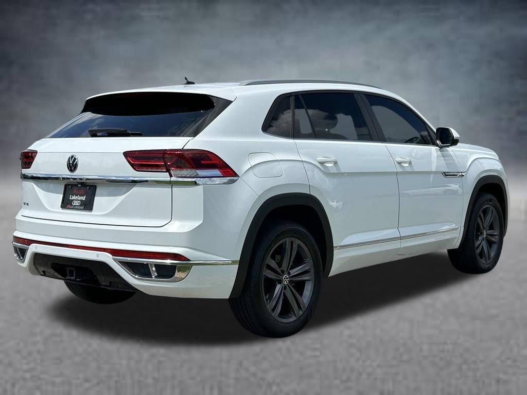Used 2021 Volkswagen Atlas Cross Sport SE w/ Panoramic Sunroof Package FWD image 5