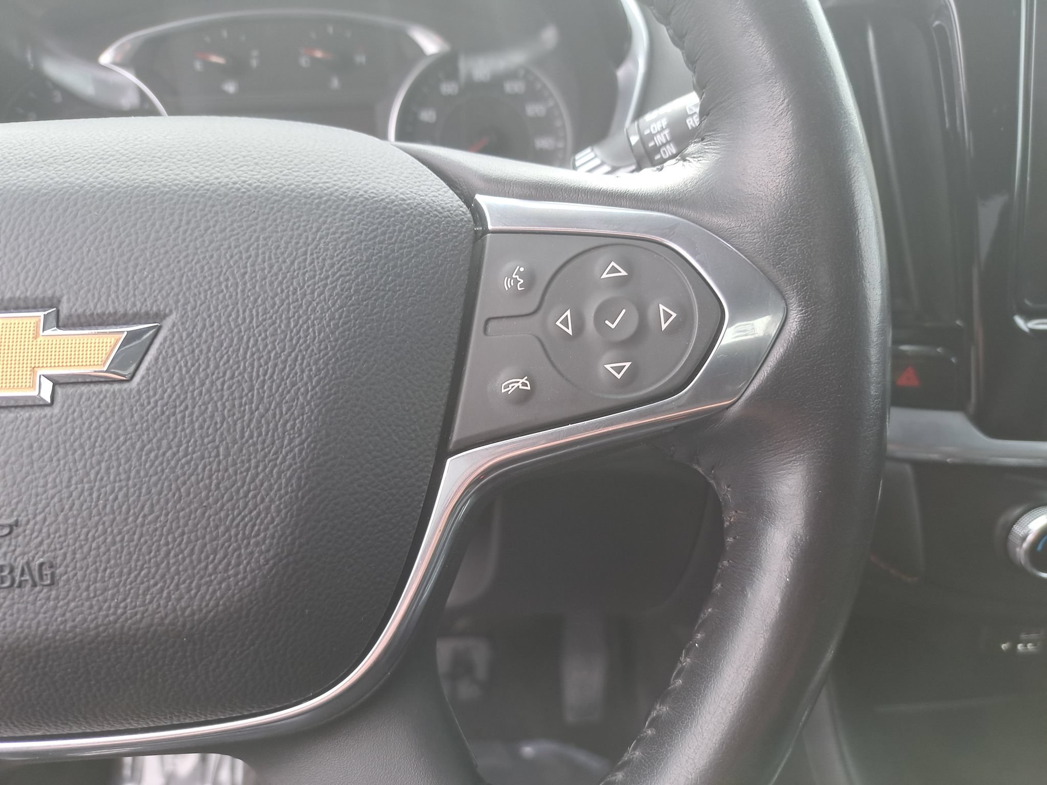 Used 2020 Chevrolet Traverse LT w/ LT Premium Package AWD/4WD image 20