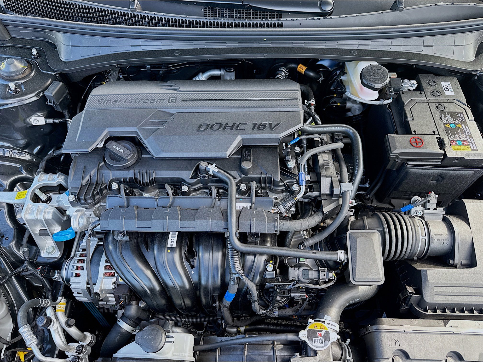 New 2026 Hyundai Elantra Sport FWD image 22