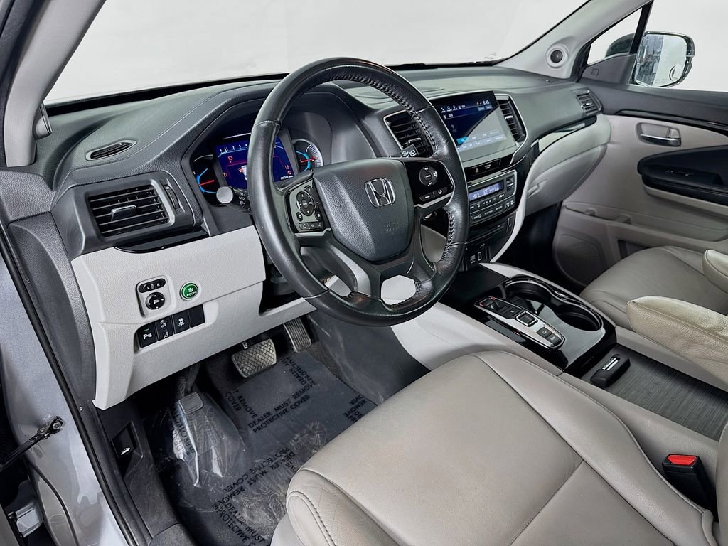 Used 2019 Honda Pilot Touring image 24