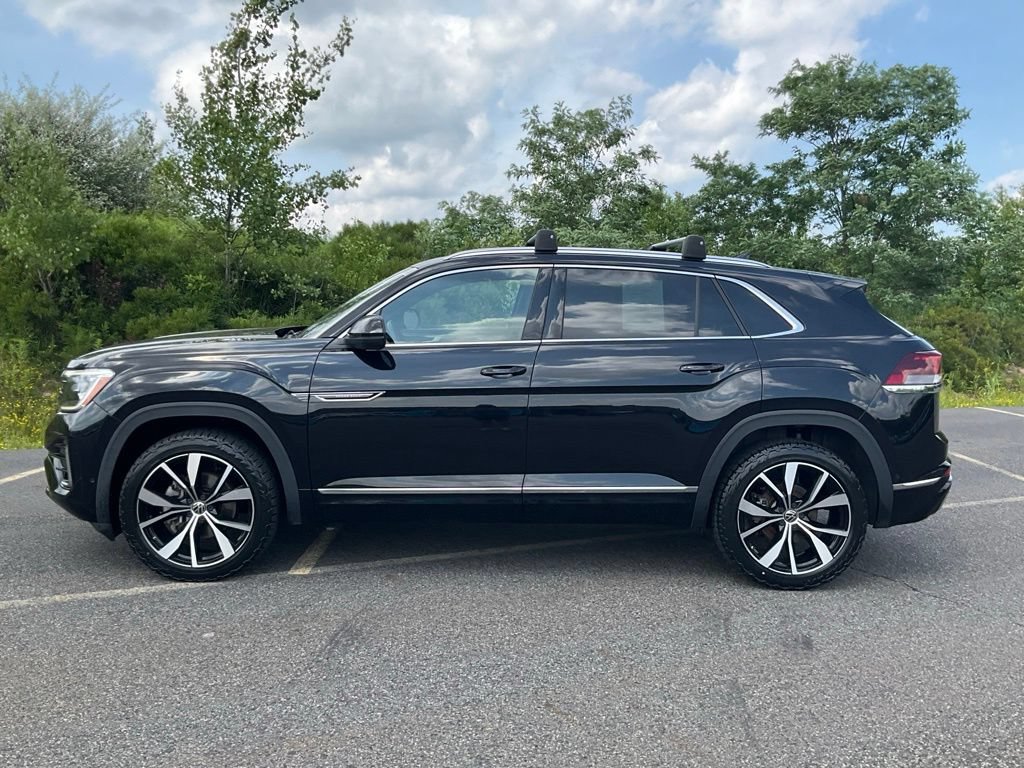 Used 2024 Volkswagen Atlas Cross Sport SEL Premium R-Line AWD/4WD image 31
