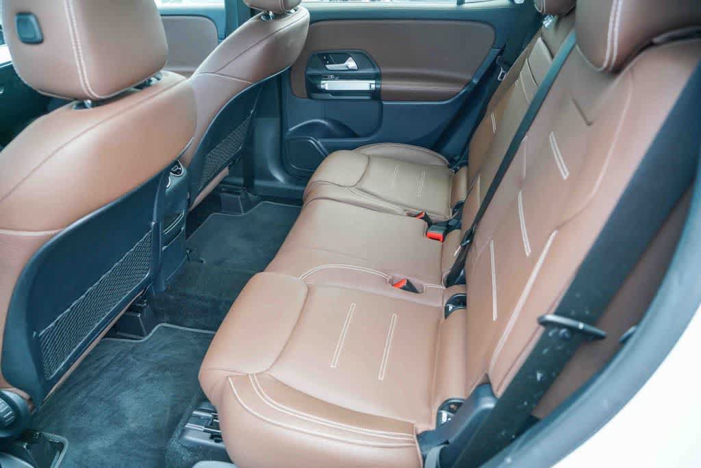 Used 2022 Mercedes-Benz GLB 250 image 17