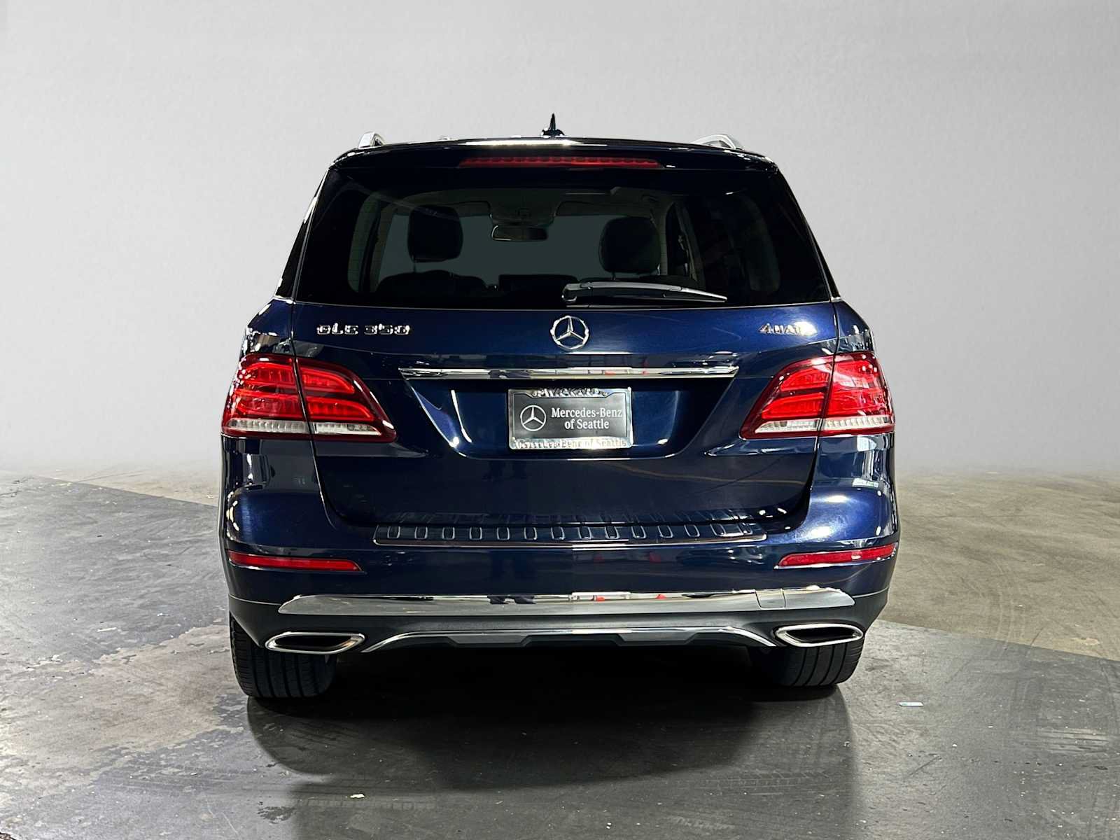 Certified 2016 Mercedes-Benz GLE 350 4MATIC image 4