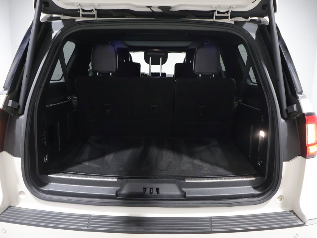 Used 2019 Lincoln Navigator L Reserve AWD/4WD image 4