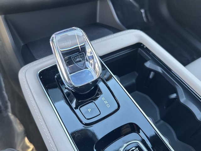 New 2026 Volvo XC90 B6 Plus w/ Protection Package Premier AWD/4WD image 23
