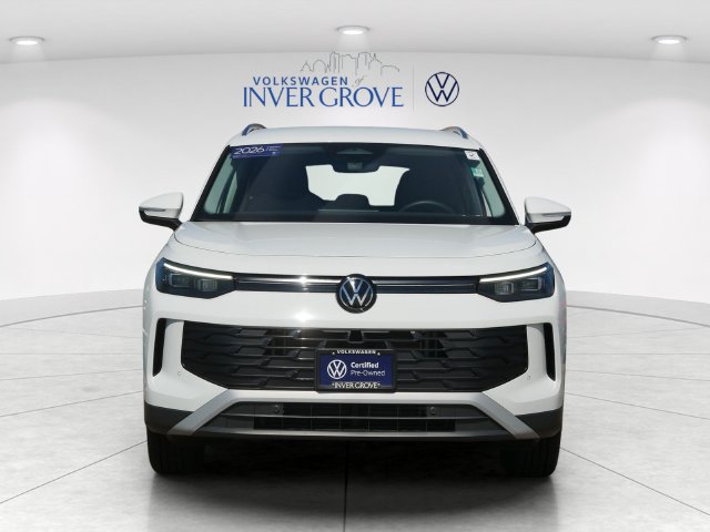 Used 2025 Volkswagen Tiguan S AWD/4WD image 2