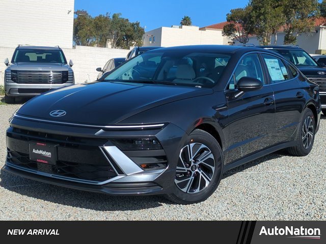 New 2026 Hyundai Sonata Blue
