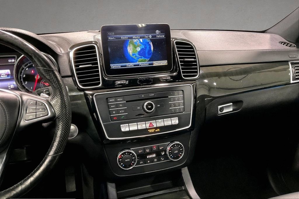 Used 2018 Mercedes-Benz GLS 450 4MATIC image 9