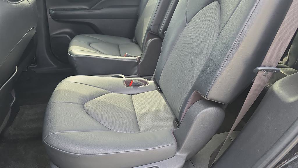 Used 2024 Toyota Grand Highlander XLE image 29