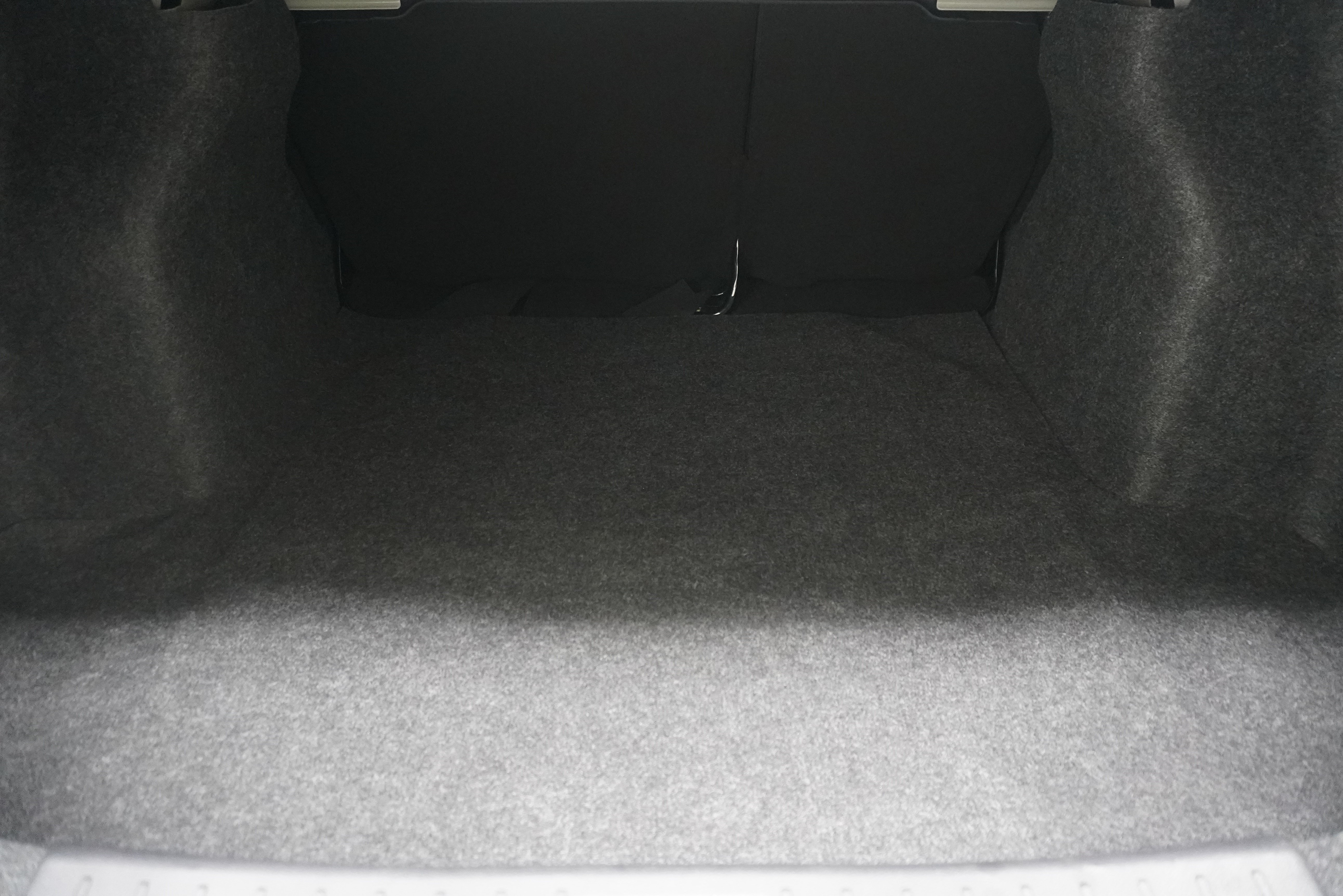 Used 2020 Nissan Versa S FWD image 22