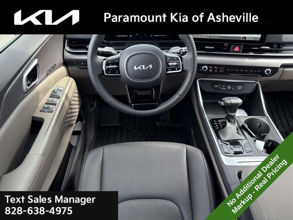 New 2026 Kia Carnival EX image 24