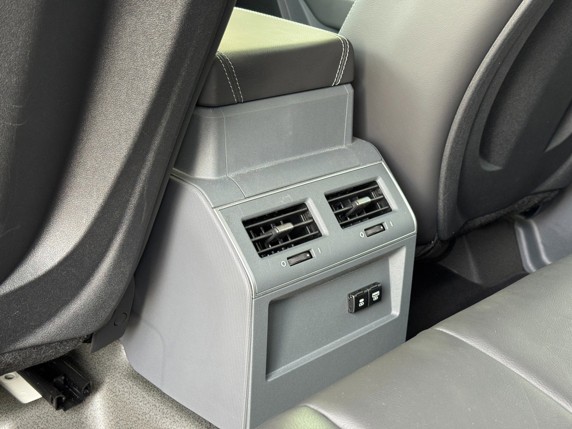 Used 2024 INEOS Grenadier image 52