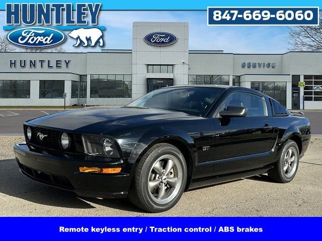 Used 2005 Ford Mustang GT image 1