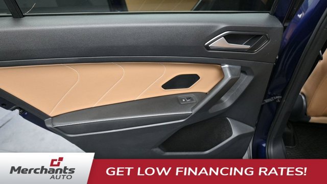 Used 2022 Volkswagen Tiguan SE AWD/4WD image 19