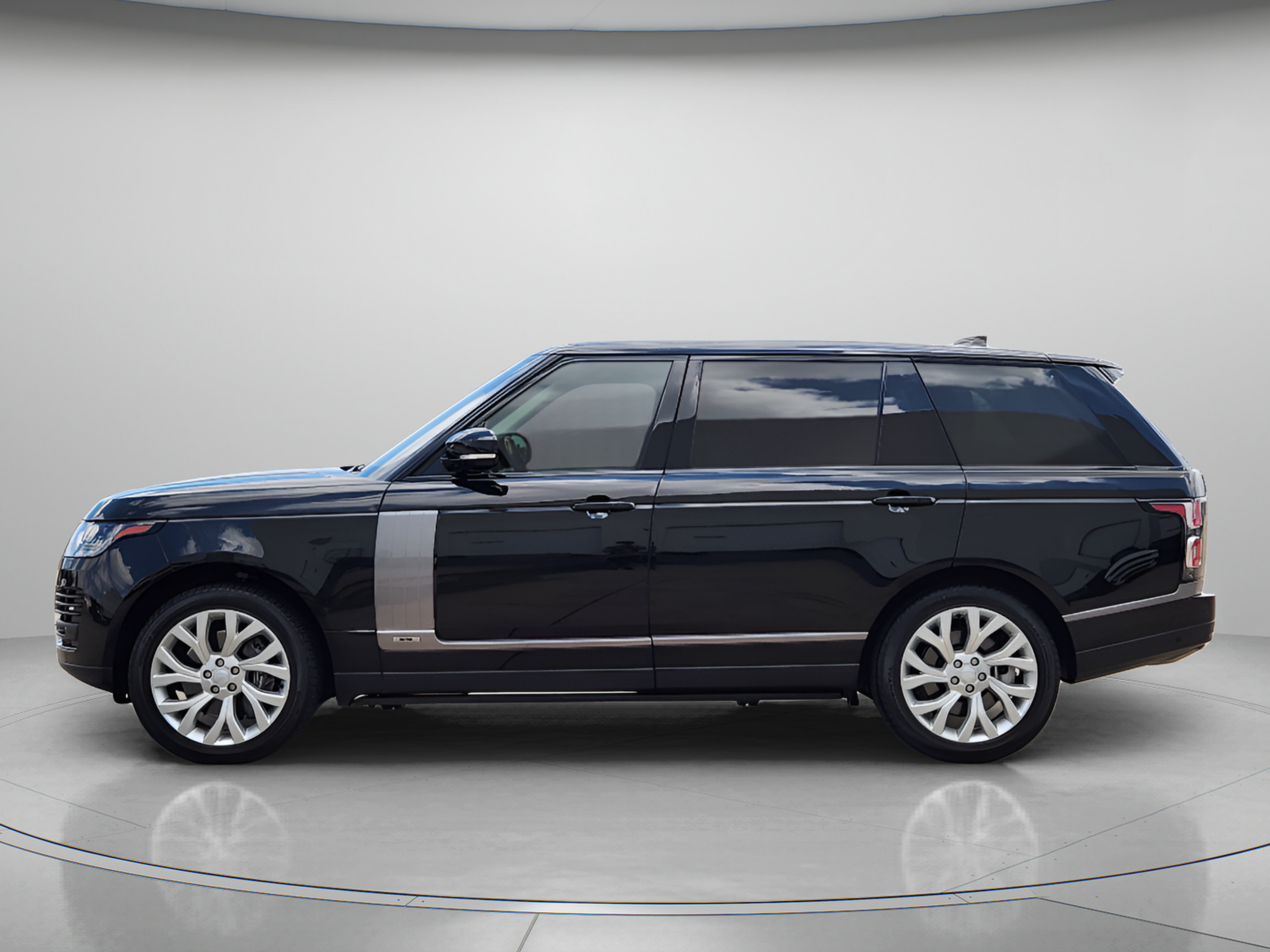 Certified 2022 Land Rover Range Rover P525 Westminster Edition LWB AWD/4WD video 2