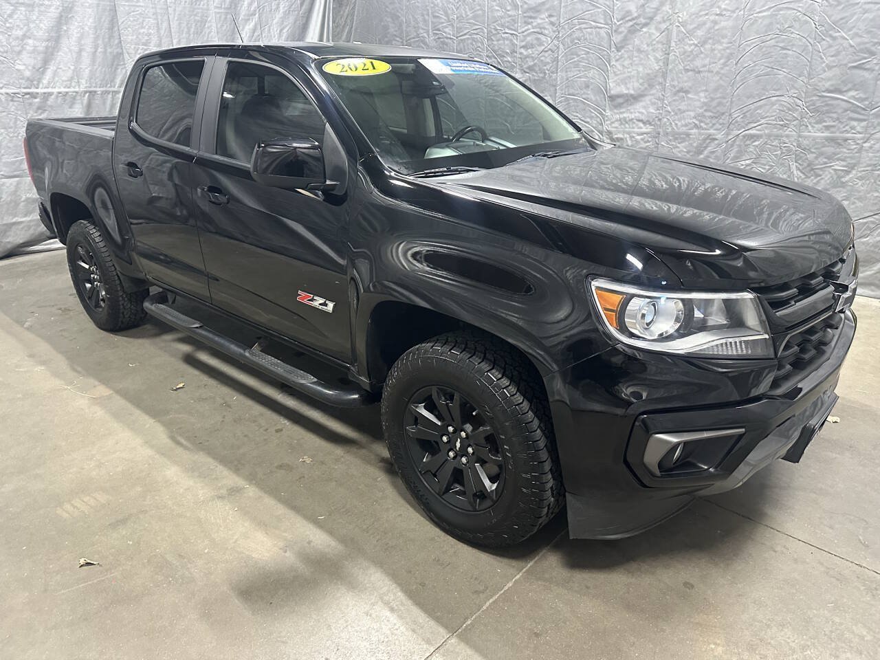 Used 2021 Chevrolet Colorado Z71 w/ Z71 Midnight Edition AWD/4WD video 1