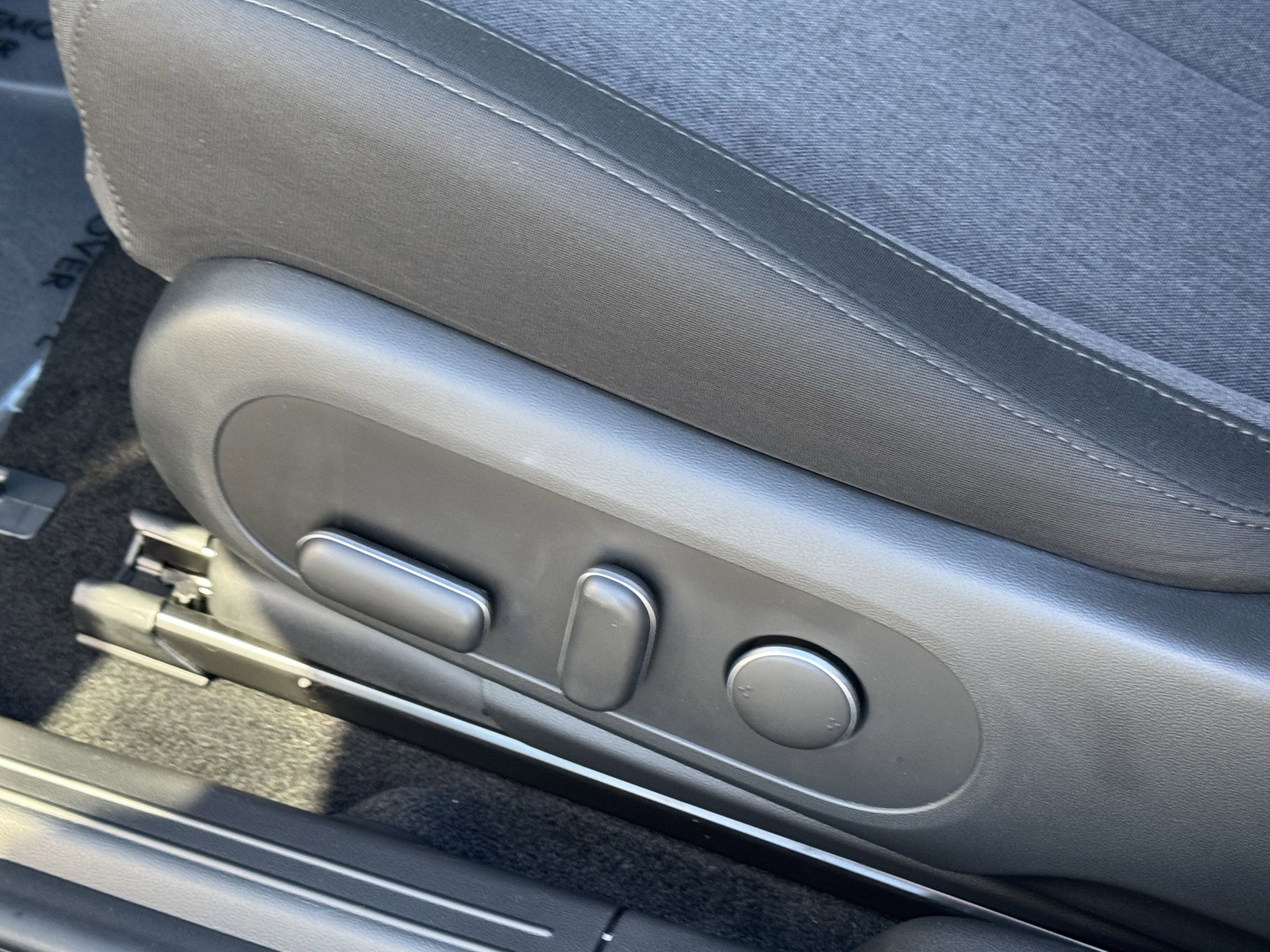 Used 2024 Hyundai Ioniq 5 SE image 18