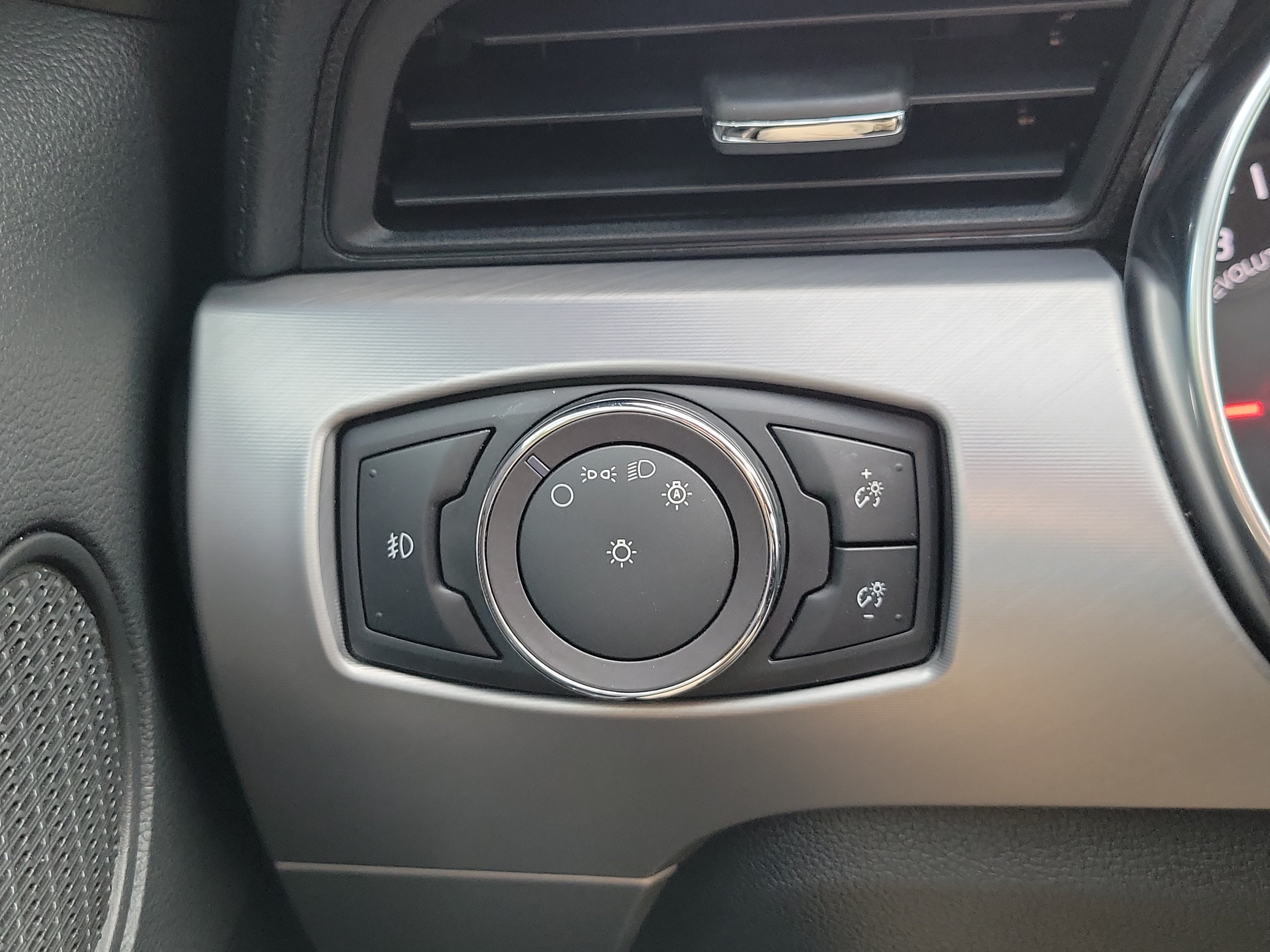 Used 2019 Ford Mustang GT Premium RWD image 16