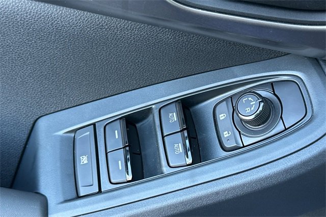 Used 2025 Subaru Impreza 2.0i image 12