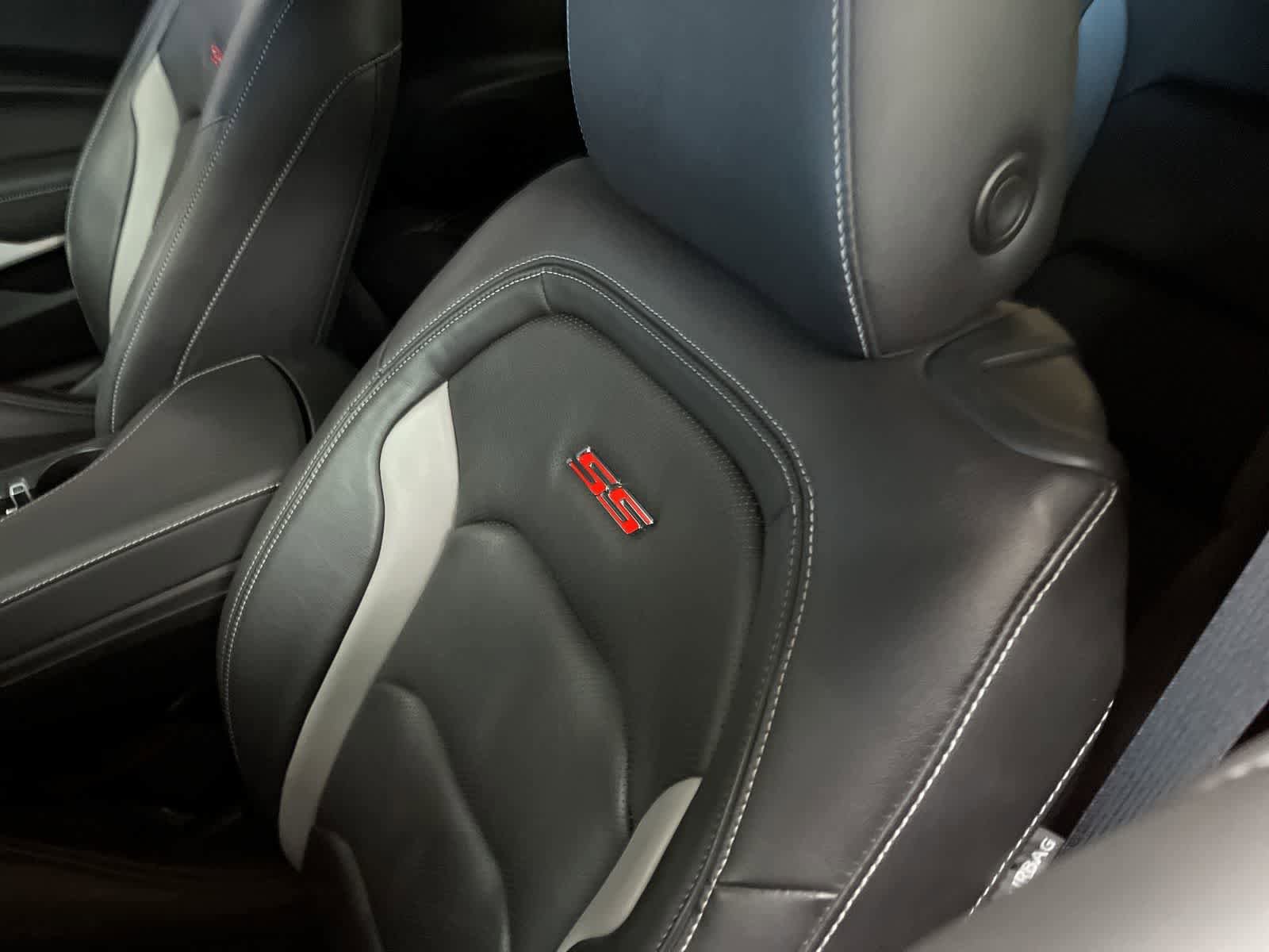 Used 2021 Chevrolet Camaro SS RWD image 22
