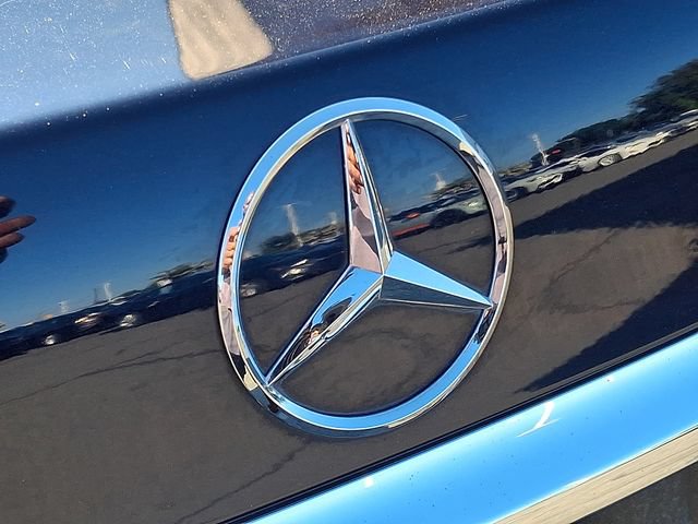Used 2017 Mercedes-Benz E 300 image 27