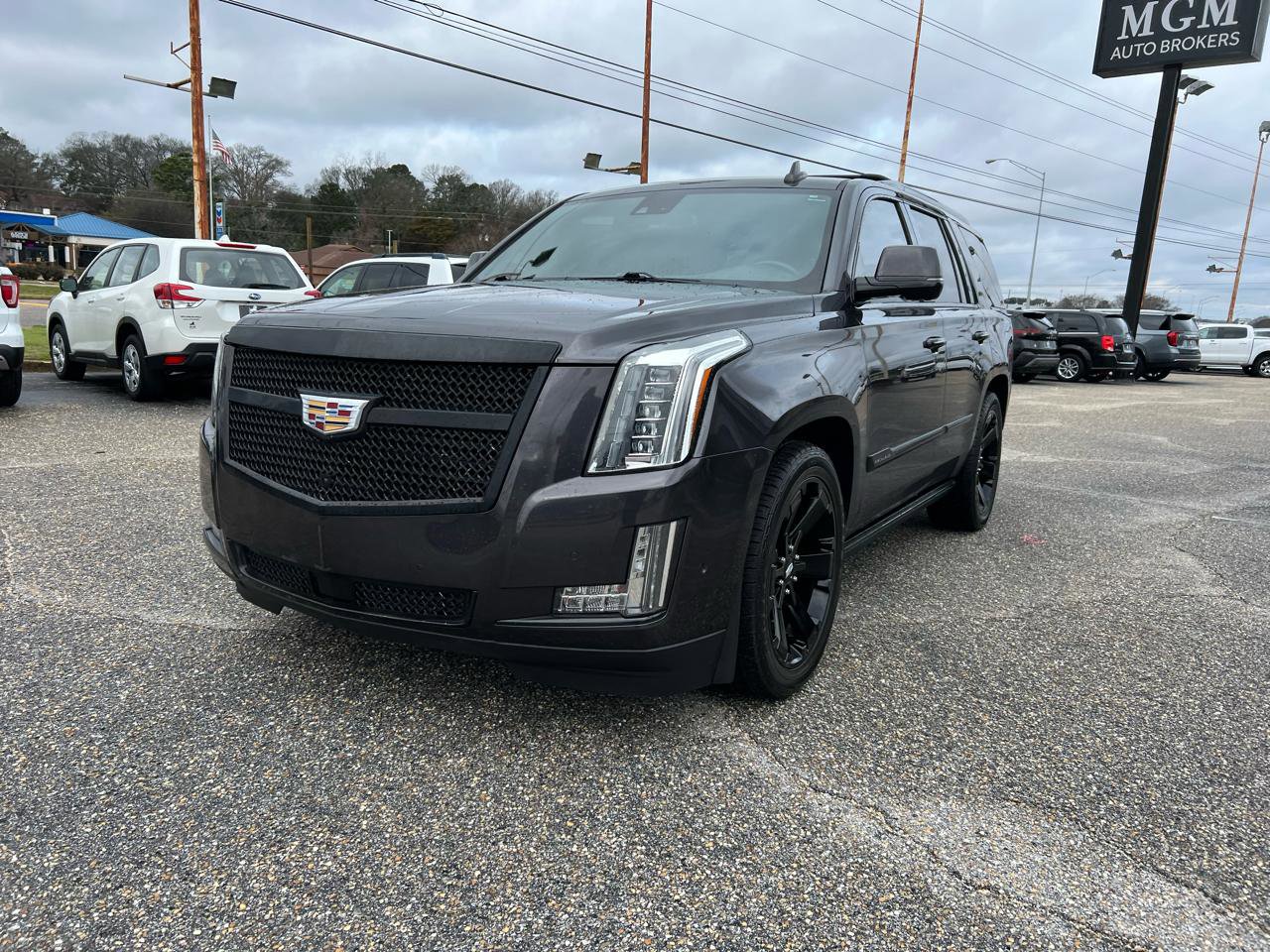 Used 2018 Cadillac Escalade Platinum image 9