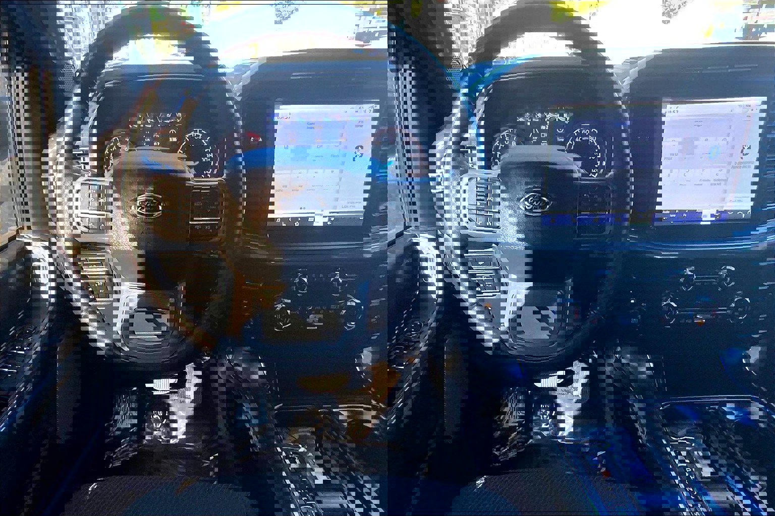 Used 2022 Ford F150 XLT w/ Equipment Group 302A High image 17