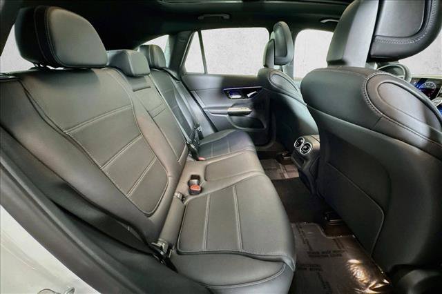 Used 2026 Mercedes-Benz GLC 300 4MATIC image 26