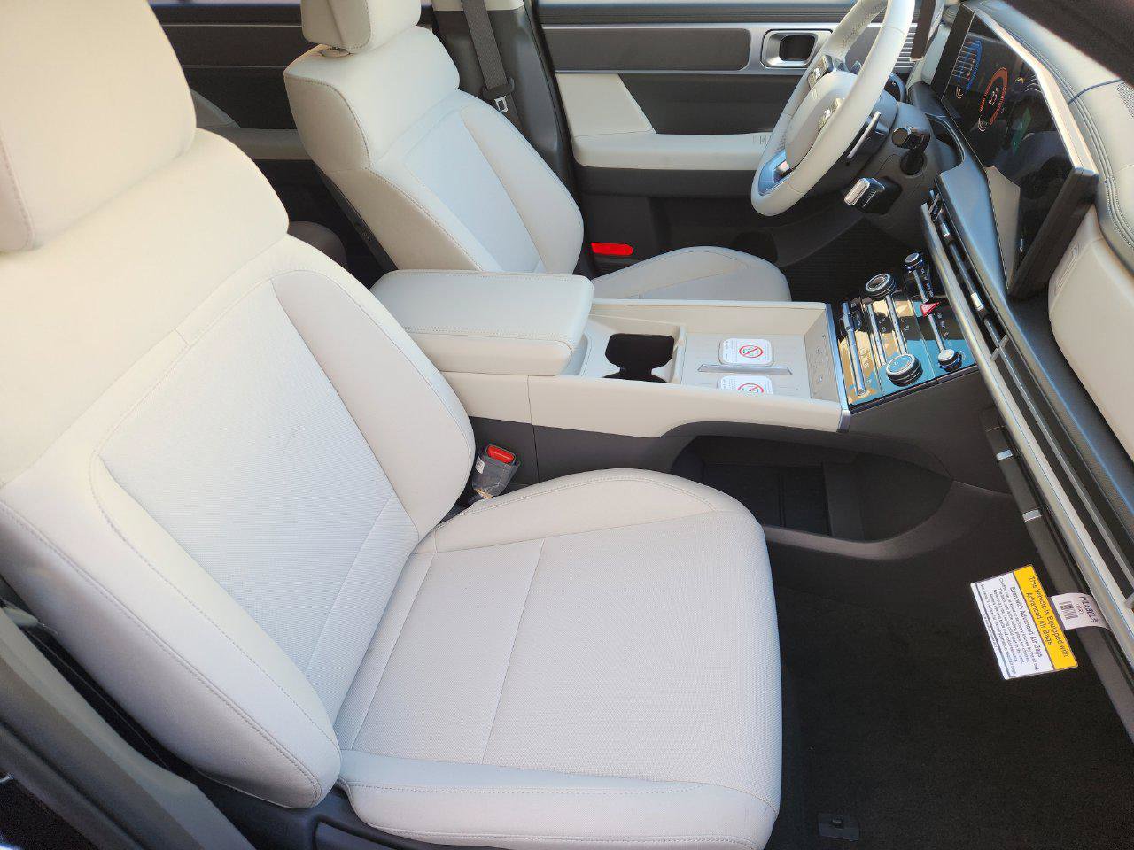 New 2026 Hyundai Santa Fe SE FWD image 10