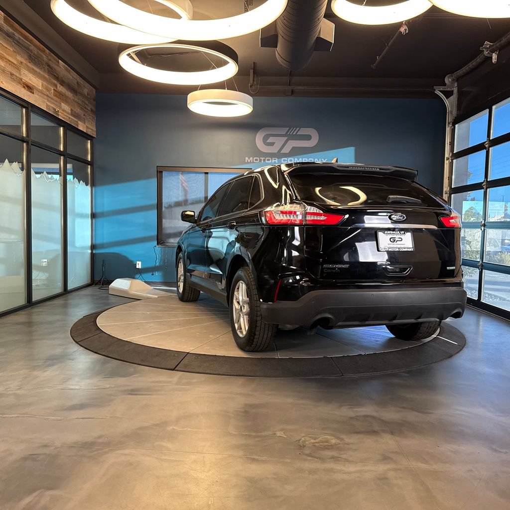 Used 2023 Ford Edge SEL AWD/4WD image 5