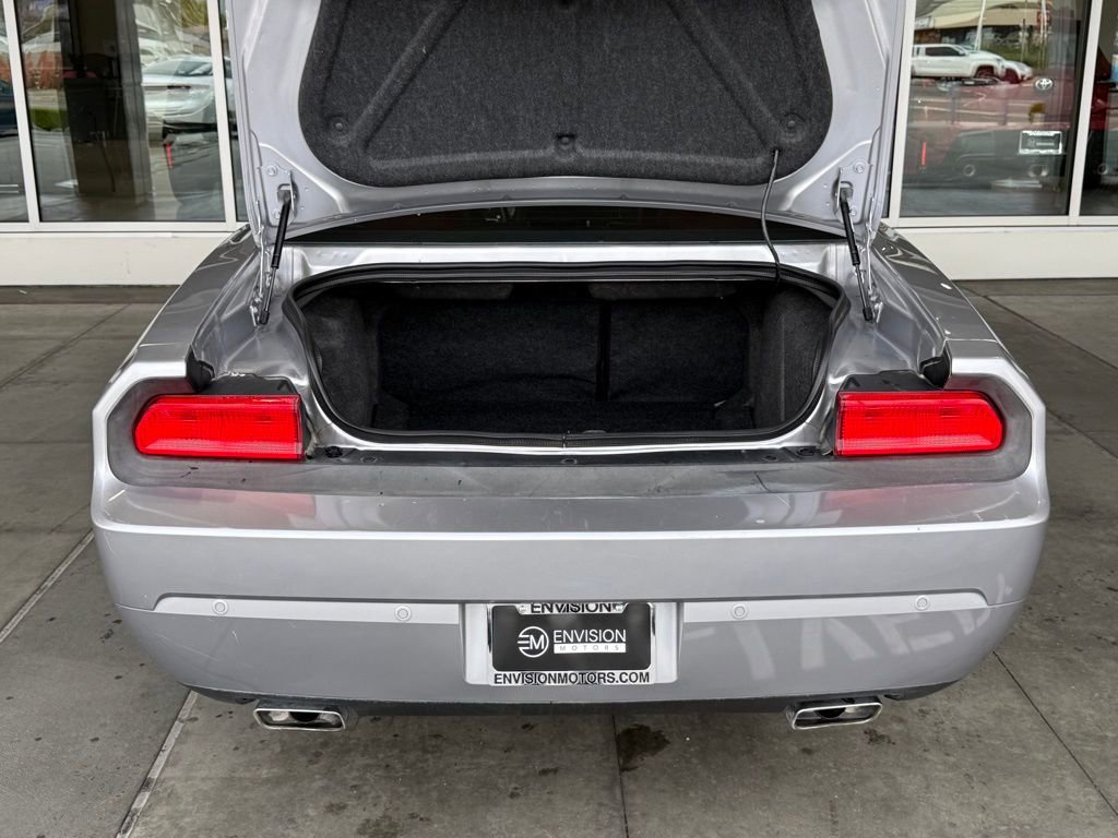 Used 2014 Dodge Challenger SXT Plus RWD image 13