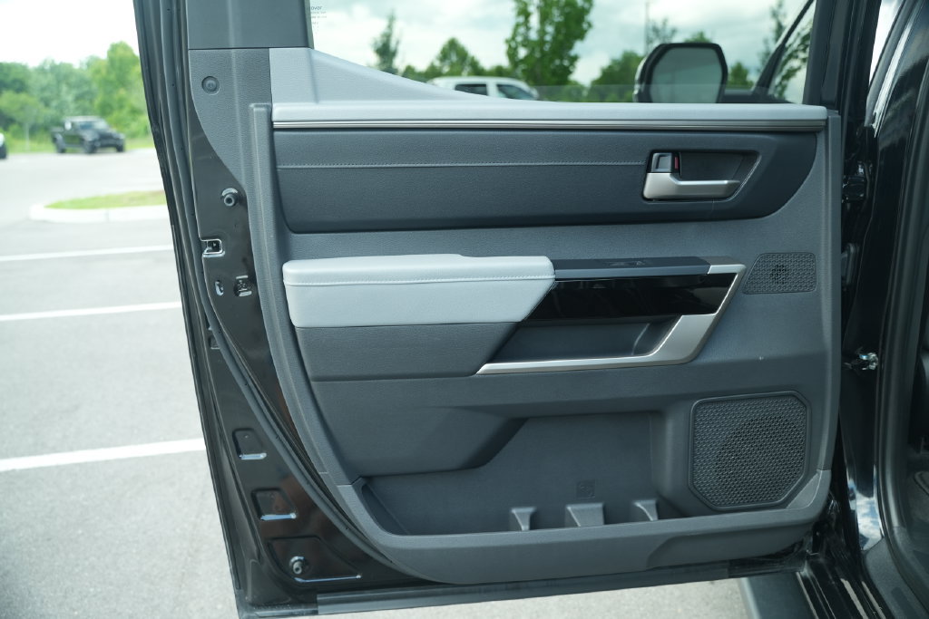 Used 2024 Toyota Tundra Limited w/ Power Package RWD image 18