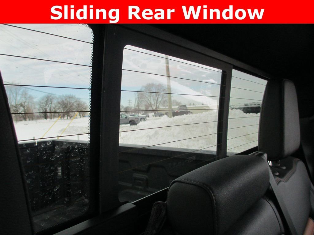 Used 2024 GMC Sierra 1500 AT4 w/ Technology Package image 24