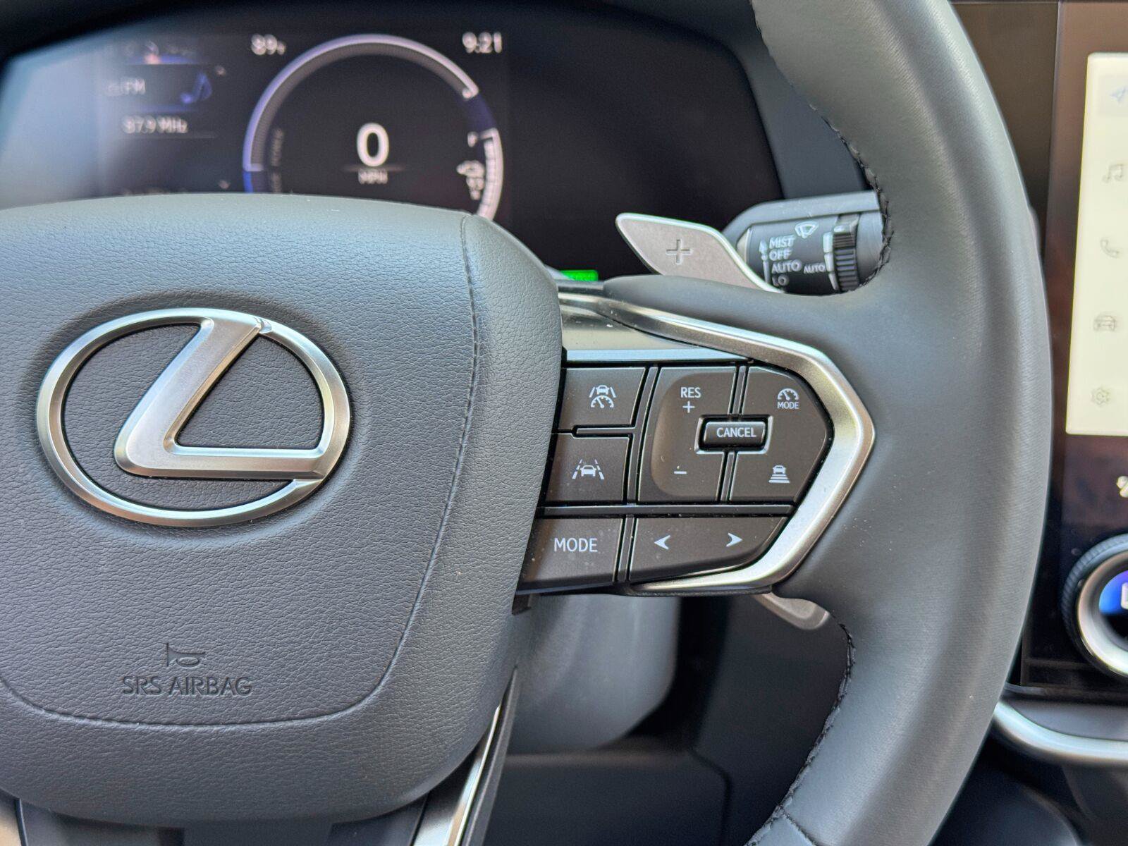 Used 2025 Lexus RZ 300e w/ Accessory Package (Z1) FWD image 19