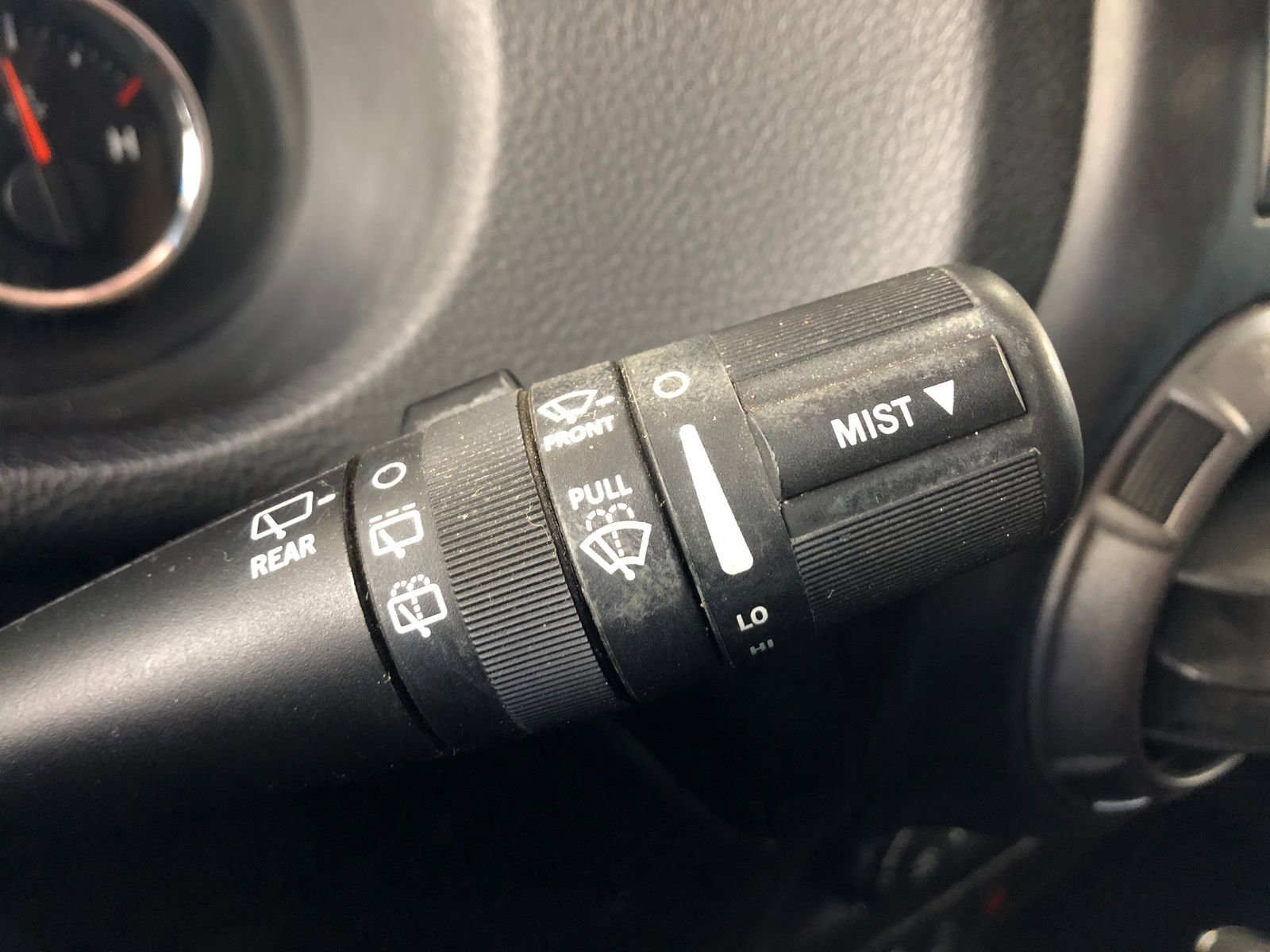 Used 2018 Jeep Wrangler Unlimited Sport S image 27